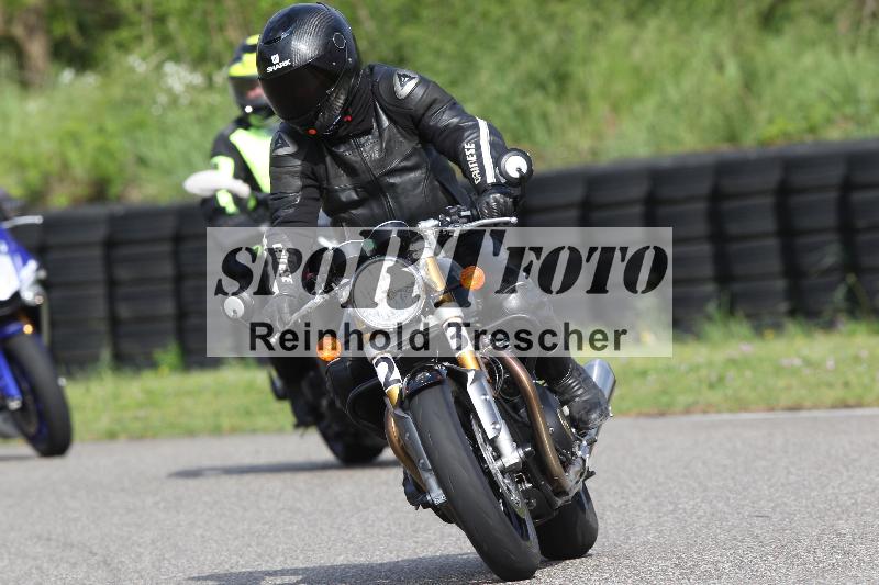 Archiv-2025/10 23.04.2025 Cornu Master School ADR/gruen-vert/23